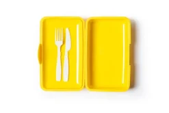Contenitore portapranzo con posate, titti, giallo