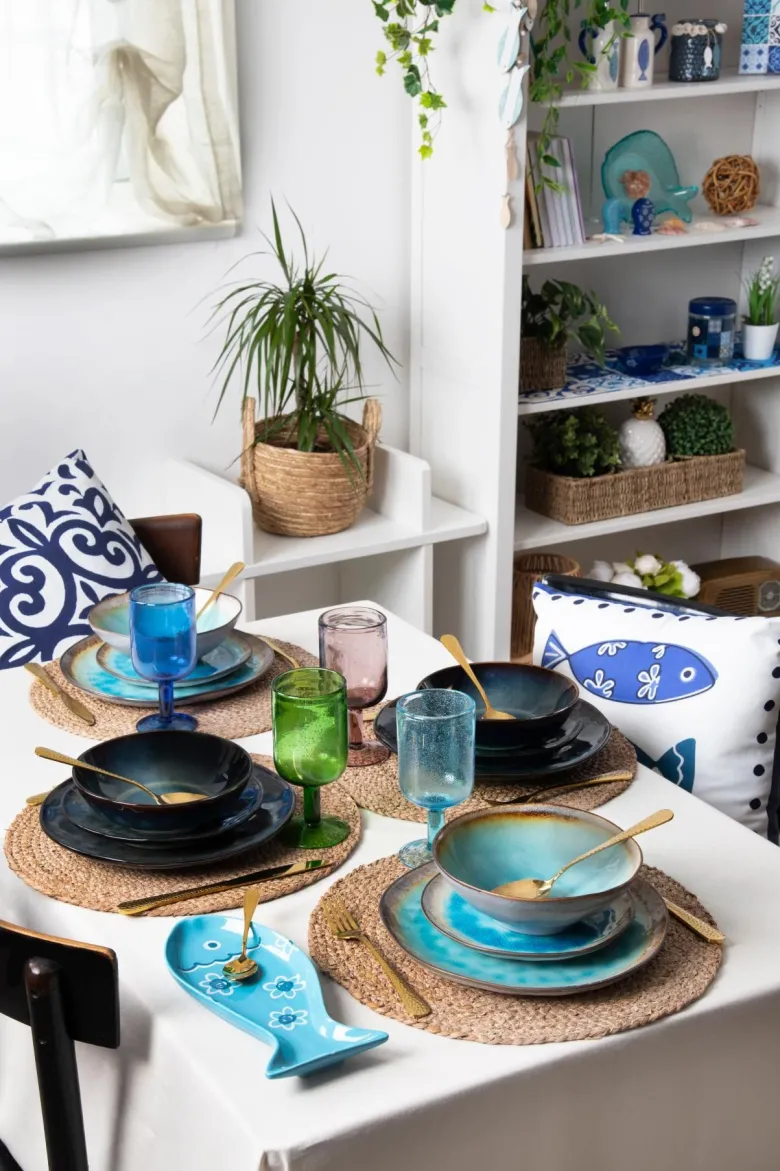 Oliera/acetiera con versatore, ceramica, pesci