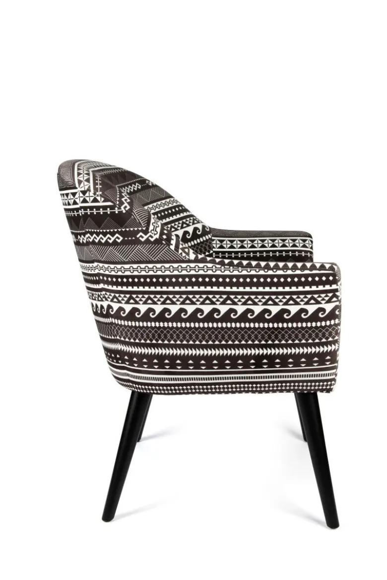 Poltrona, stile etnico, bianco e nero