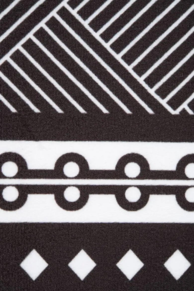 Poltrona, stile etnico, bianco e nero