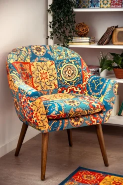 Poltrona, stile maioliche siciliane, multicolore
