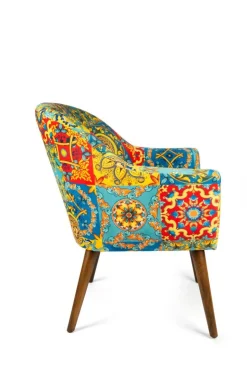 Poltrona, stile maioliche siciliane, multicolore