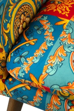 Poltrona, stile maioliche siciliane, multicolore