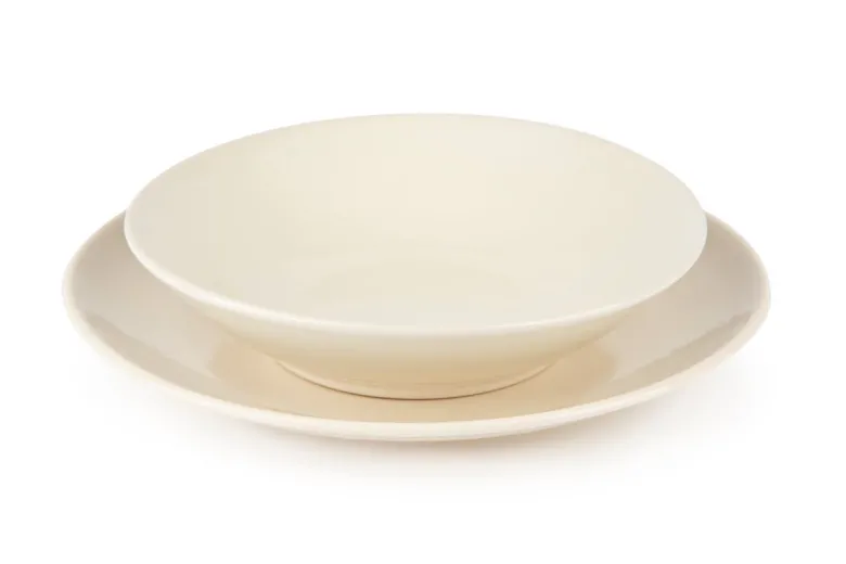 Servizio piatti, color crema, ceramica, 18 pezzi